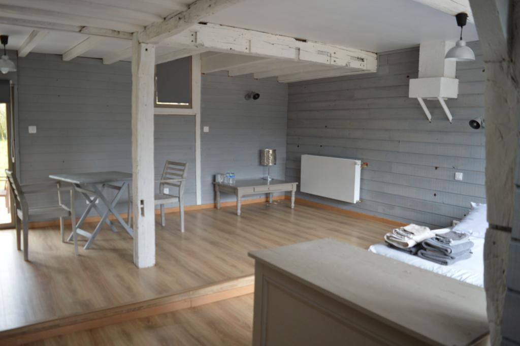 Au Passage Des Grues Bed & Breakfast Drosnay Dış mekan fotoğraf