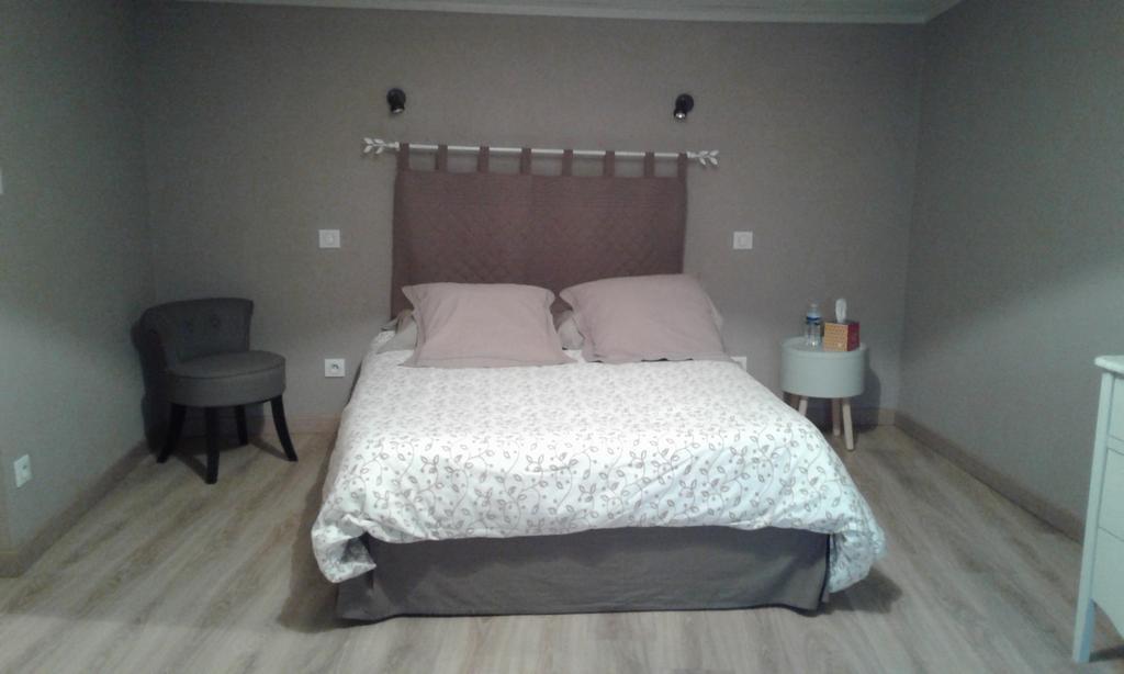 Au Passage Des Grues Bed & Breakfast Drosnay Dış mekan fotoğraf